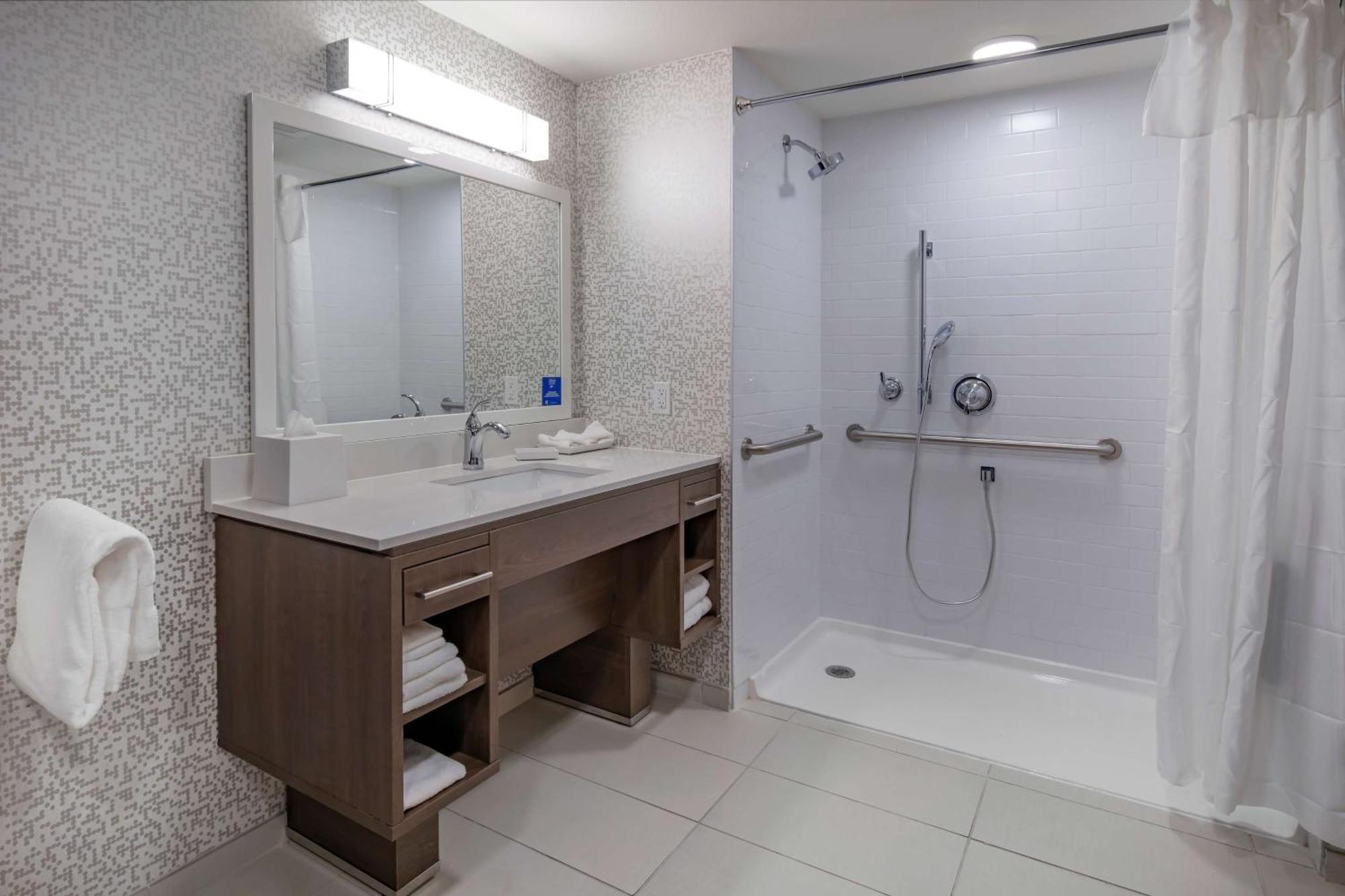 Home2 Suites By Hilton Wayne, Nj Экстерьер фото