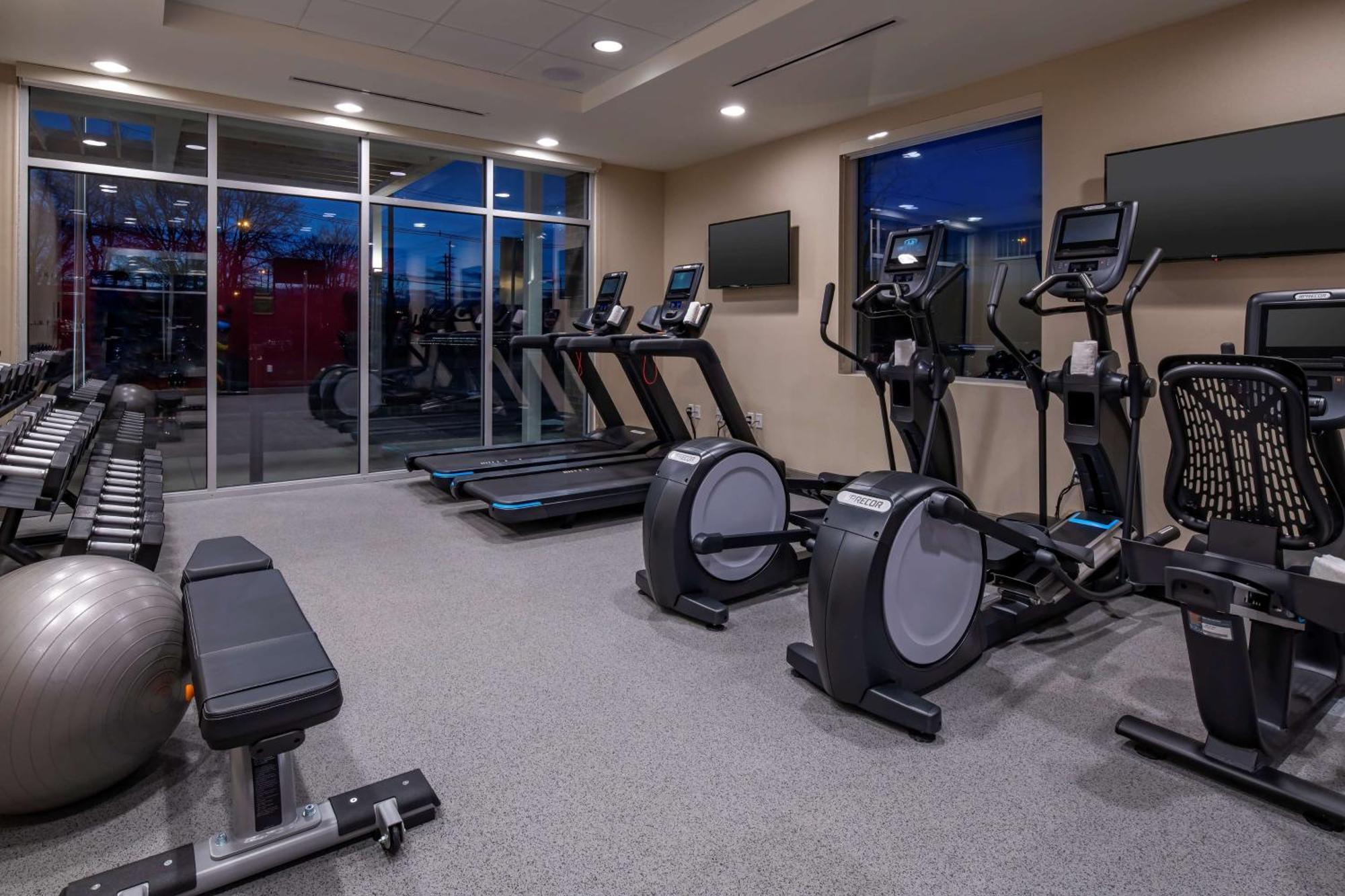 Home2 Suites By Hilton Wayne, Nj Экстерьер фото