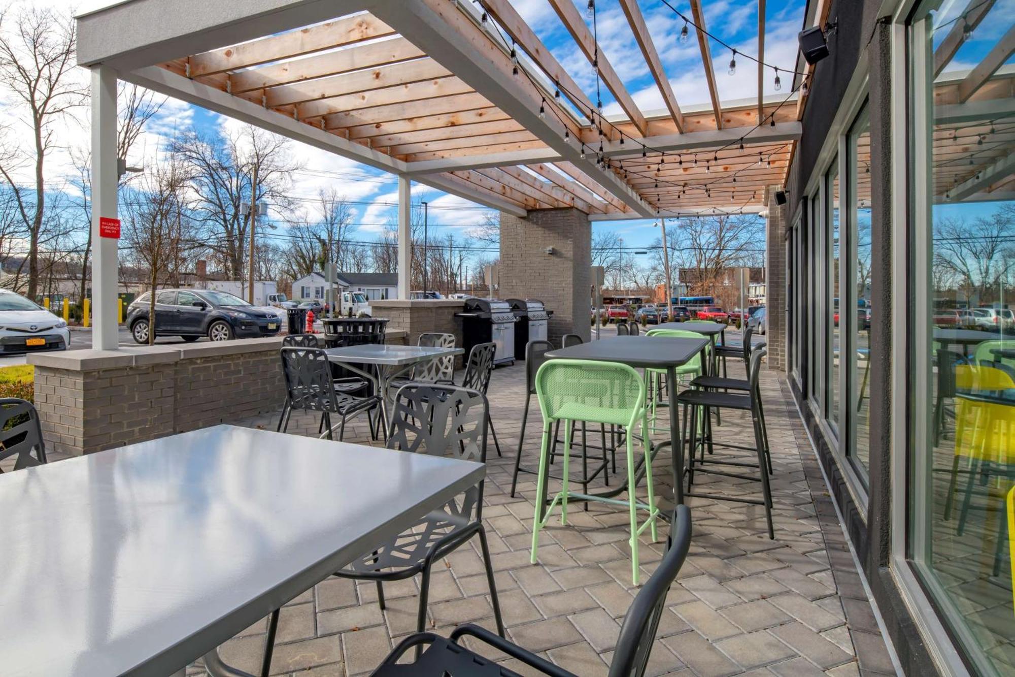 Home2 Suites By Hilton Wayne, Nj Экстерьер фото