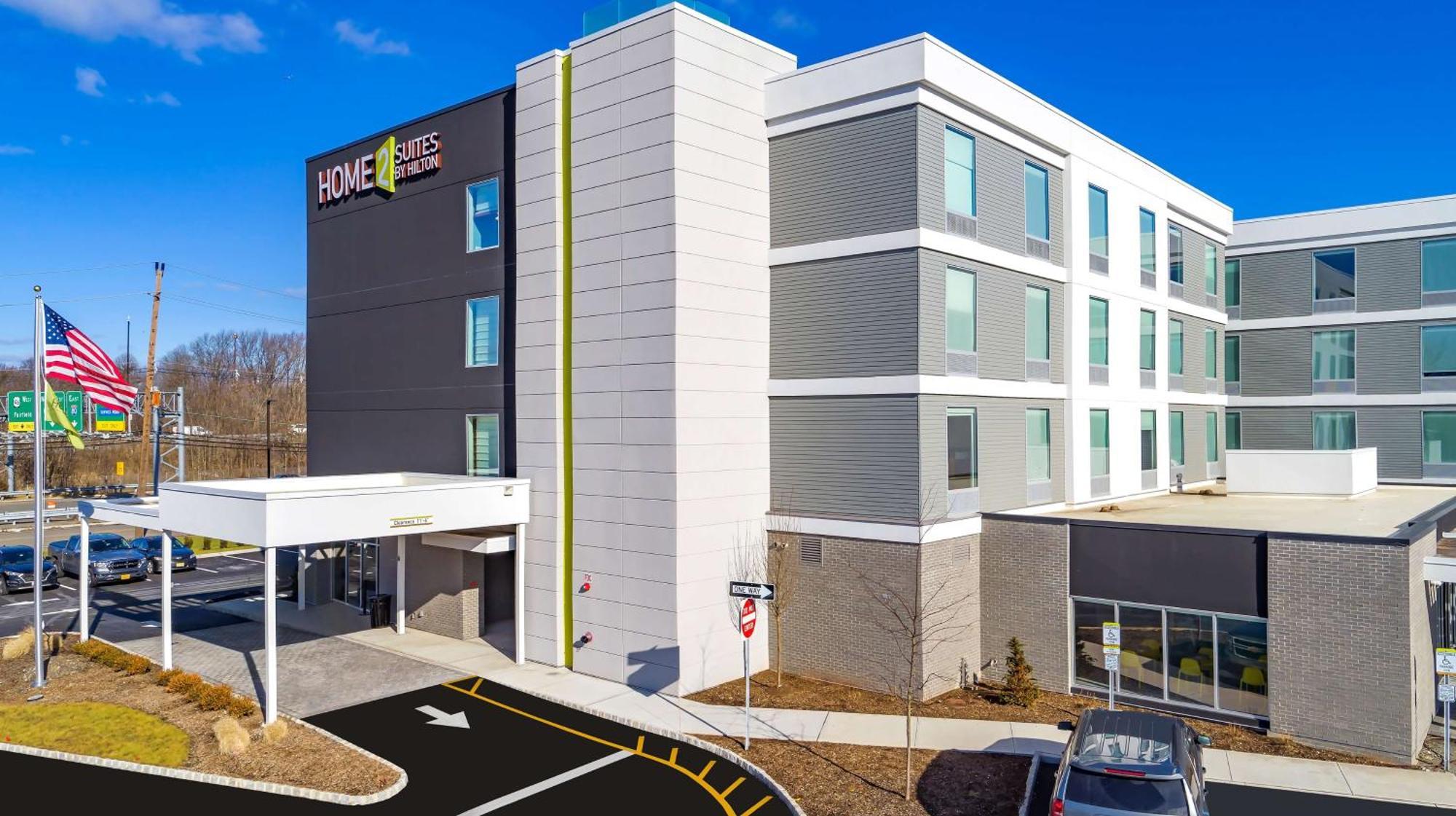 Home2 Suites By Hilton Wayne, Nj Экстерьер фото